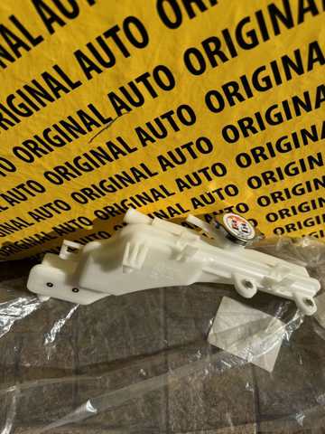 PX4J15730 Mazda 
