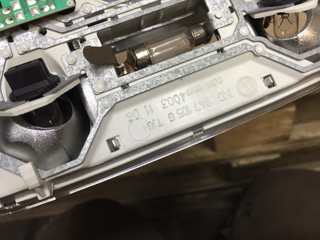  VAG 1K0947105G