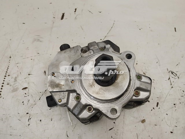 13518511824 BMW Bomba inyectora original y equivalente