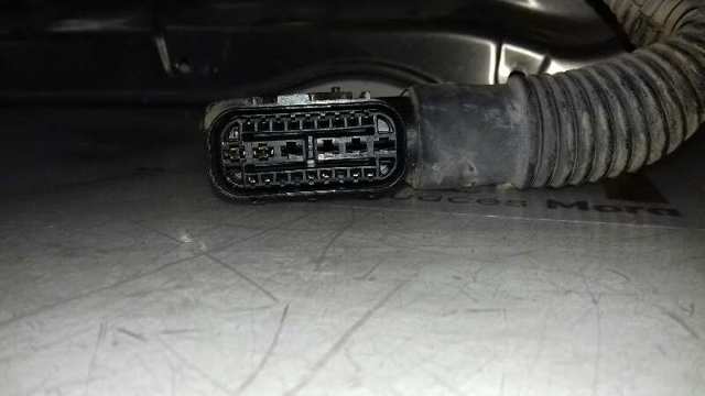 Электропроводка задней двери Mercedes A2044407706