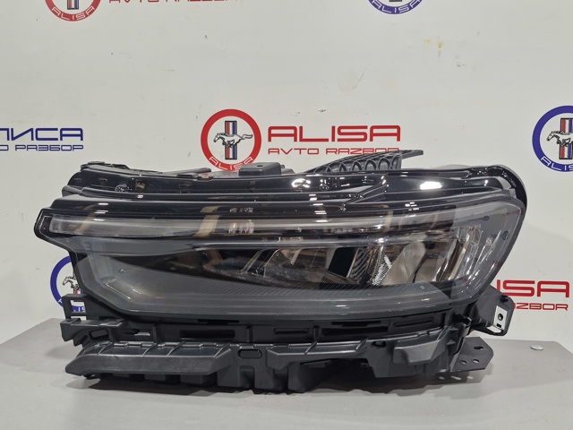 Купить ZCR111386L Signeda Фара левая передняя