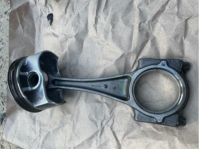 Поршни стандартные (комплект) PEY911SA0 Mazda