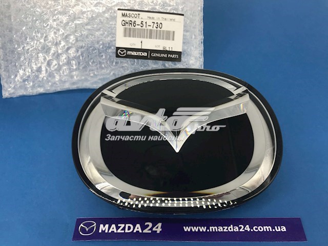 Эмблема капота Mazda GHR651730