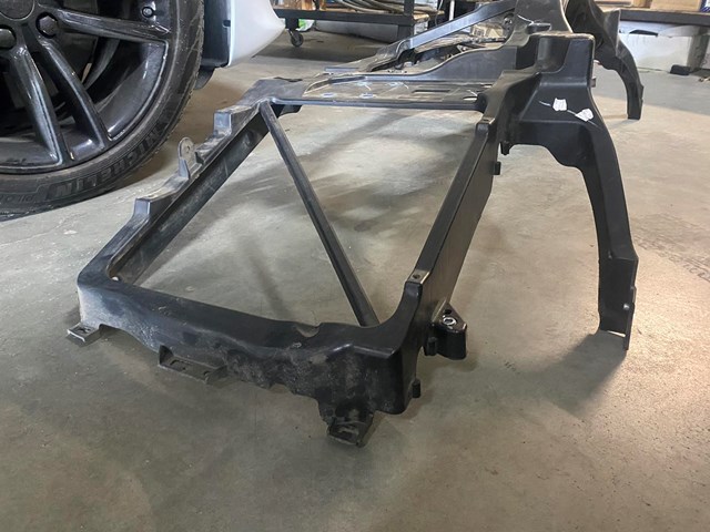 Купить 106195098E Tesla Motors Установочная панель передняя