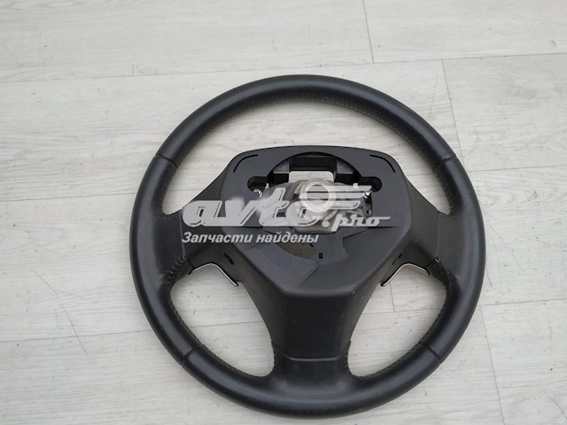 Volante para Toyota Auris UKP E15