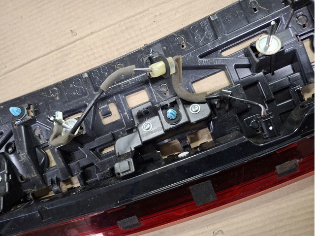 Дополнительный стоп-сигнал Mazda DFR551580A