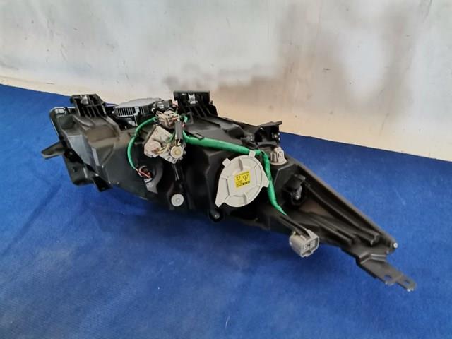 BBM551040 Mazda Фара