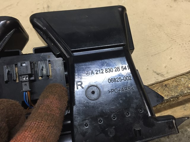 2128302854 Mercedes 