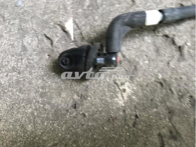 Tobera de agua regadora, lavado de parabrisas Cristal trasero BP4N67510A MAZDA