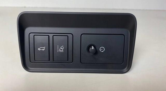 LR080115 Land Rover