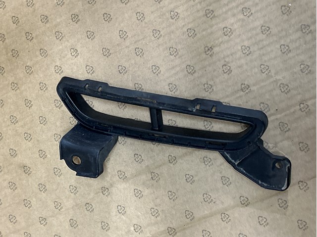 86545K4AA0 Hyundai/Kia Решетка бампера переднего левая