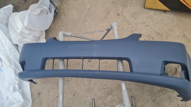 Бампер на авто Signeda PCV04132BA цена, от 166.92 USD