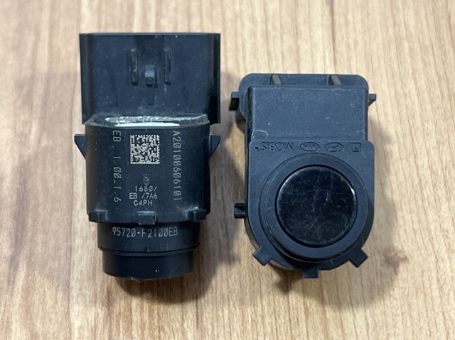 95720F2100EB Hyundai/Kia Задние парктроники