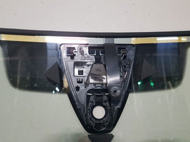 Лобовое стекло AB68206A Sekurit