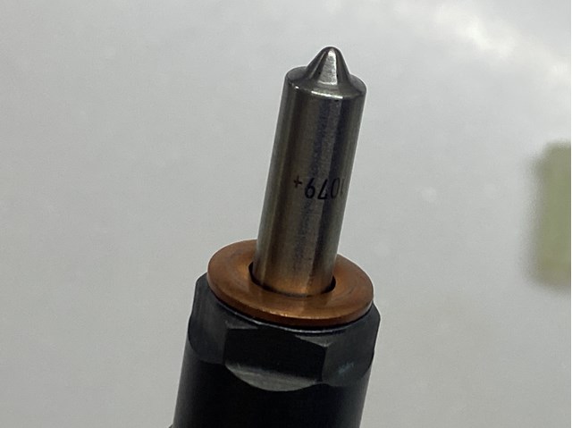 A6110701187 MERCEDES Inyector original y equivalente