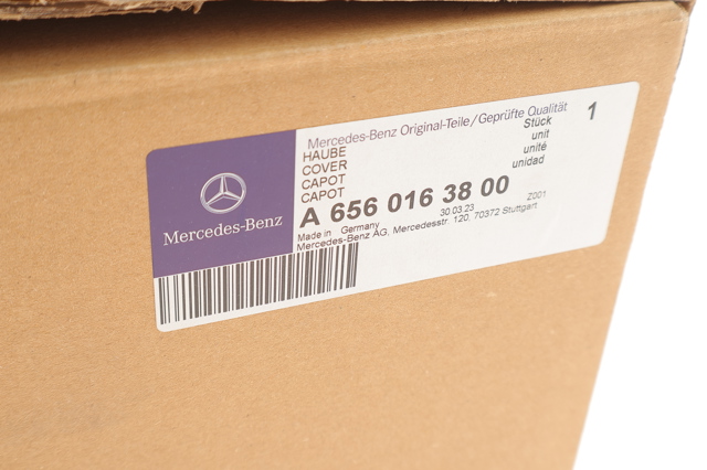 6560107001 Mercedes Крышка двигателя