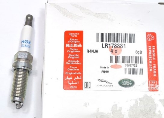 LR178881 Land Rover Свечи зажигания