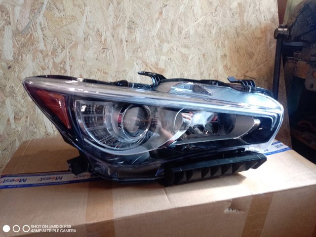 Купить 260106HH7A Nissan/Infiniti Фара основная правая