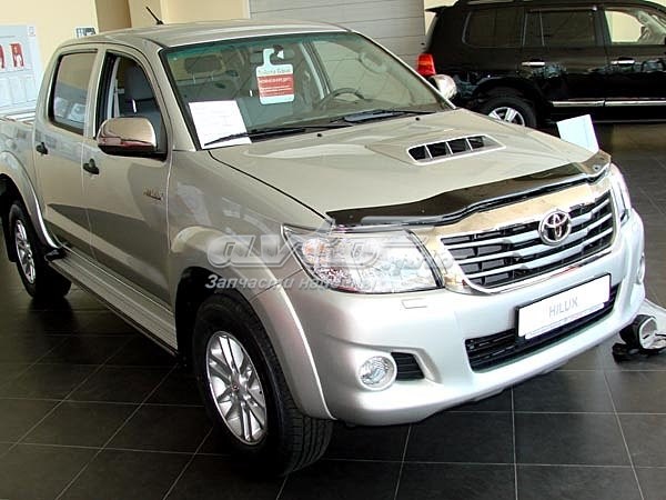 Спойлер на капот на Toyota Hilux  KUN25