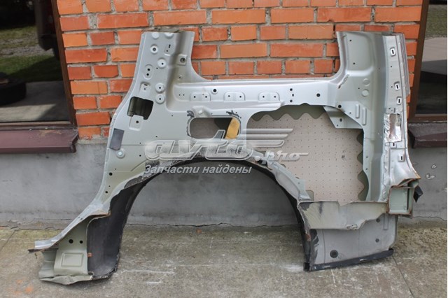 Крыло правое заднее Nissan/Infiniti 781007S630