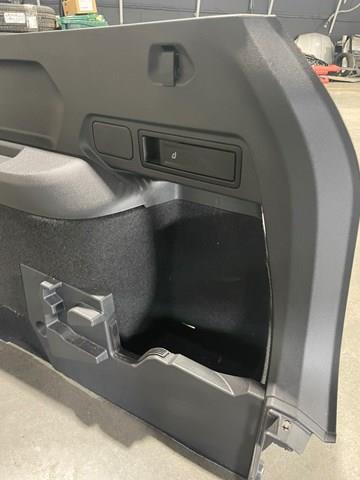 Купить 5NN867034MAHP VAG Облицовка багажного отсека правая