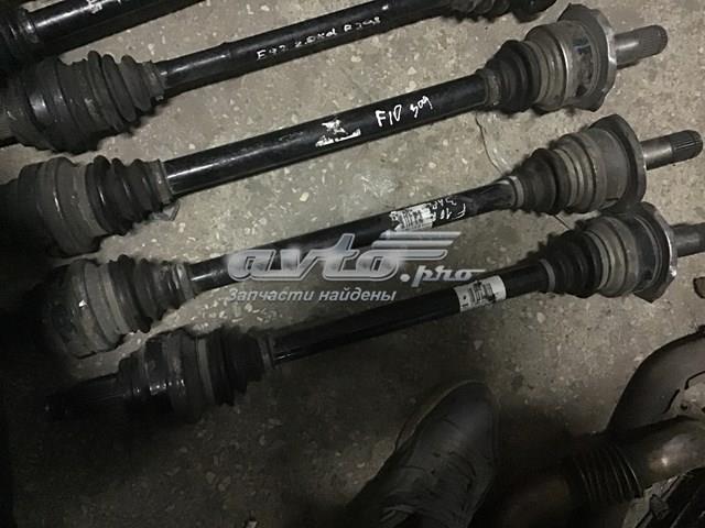 Полуось задняя правая 33207581018 BMW