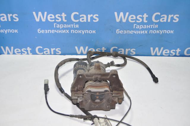 Купить LR061380 Land Rover Суппорт задний правый
