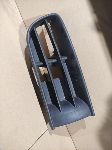 Rejilla de ventilación, parachoques trasero, derecha 6Q0853666D VAG