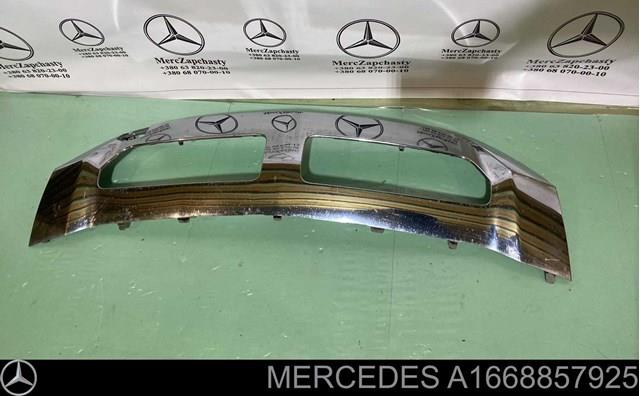 Накладка бампера переднього, центральна A1668858025 MERCEDES