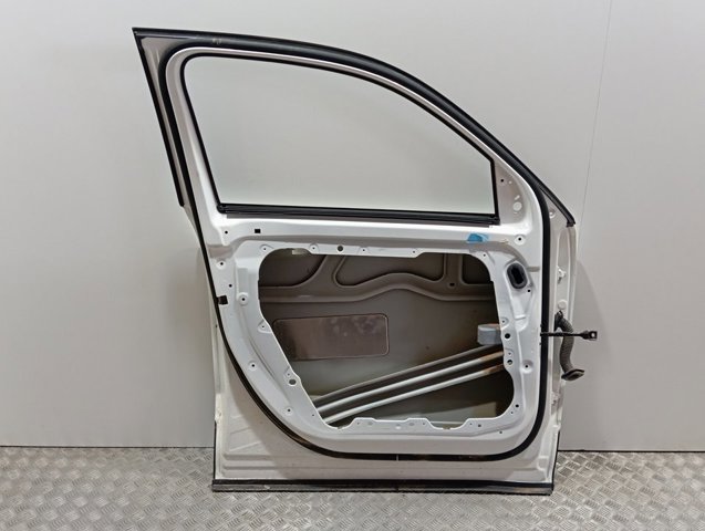 A2437201500 Mercedes Водительская дверь