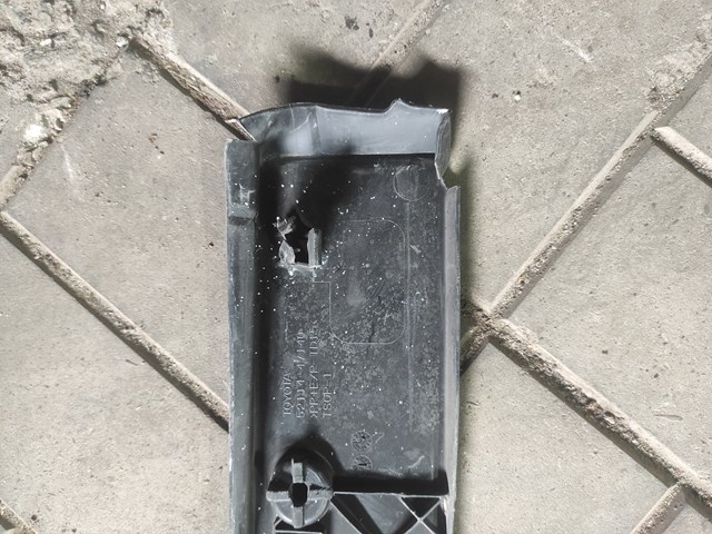 Soporte de placa de matrícula delantera 5211447140 TOYOTA