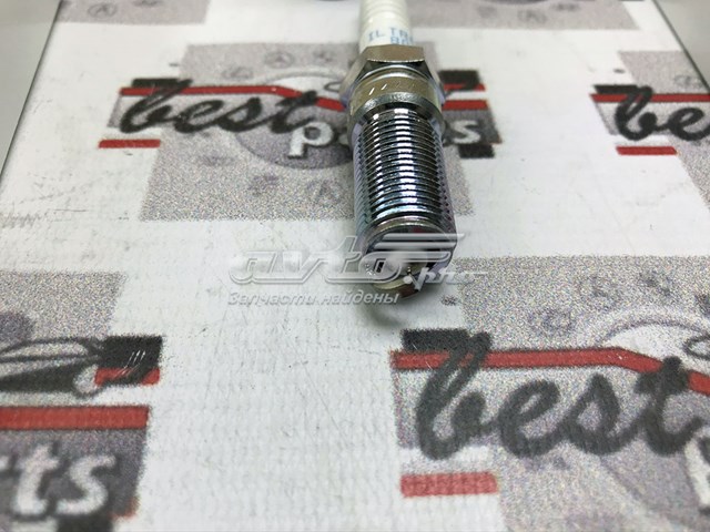 Свечи зажигания LR123892 Land Rover