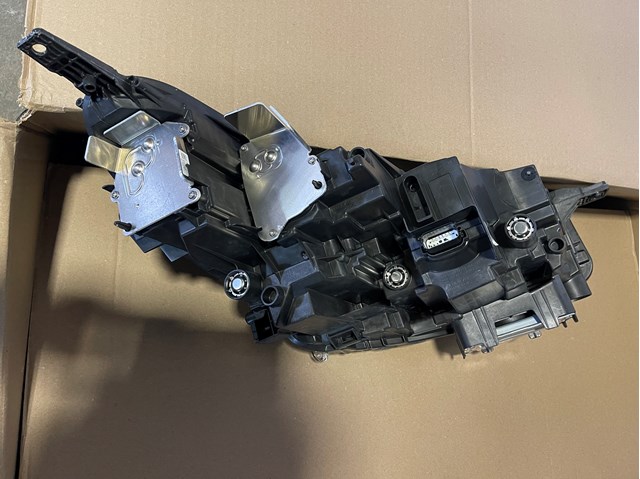 Купить PJ6Z13008G Ford Фара левая передняя