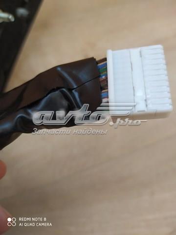 8794060R63 Toyota Левое боковое зеркало
