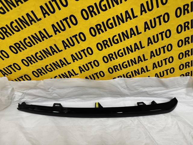 Накладка бампера переднего GSH750121 Mazda