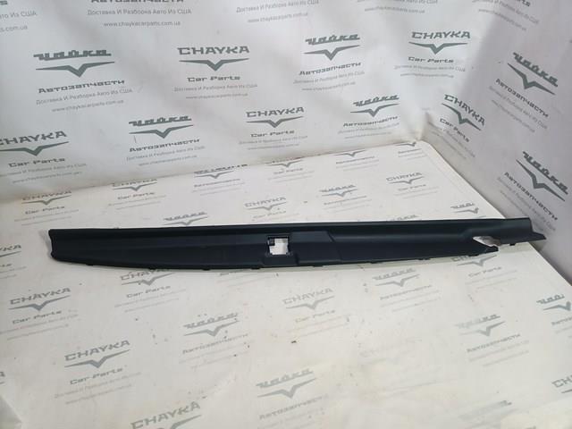5217960060 Toyota Накладка бампера заднего, верхняя защитная