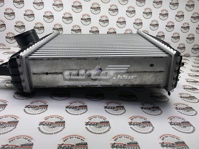 LR036432 Land Rover Охладитель наддувочного воздуха