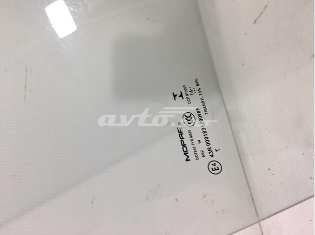 Стекло двери передней правой 5155448AC Chrysler
