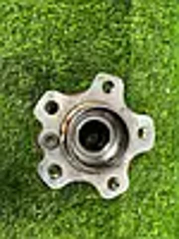 Купить 31208882498 BMW Задняя шпиндель
