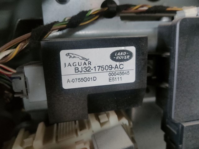  Land Rover LR033016 цена, от 11.85 USD