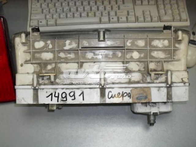 83BB10841AC Ford 