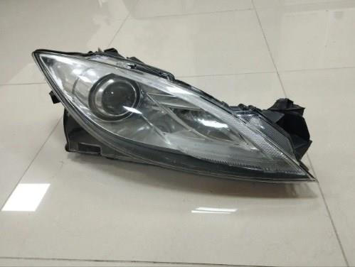 Правая фара GDK251031 Mazda
