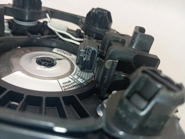 Купить 985705715R Renault (RVI) 