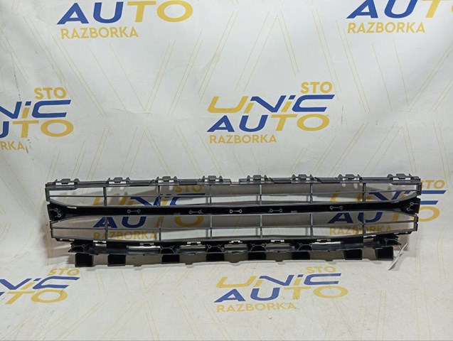 Rejilla de ventilación, paragolpes delantero 8200740525 RENAULT