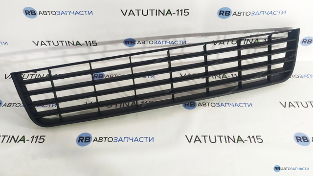 FP7402995 FPS Центральная решетка переднего бампера