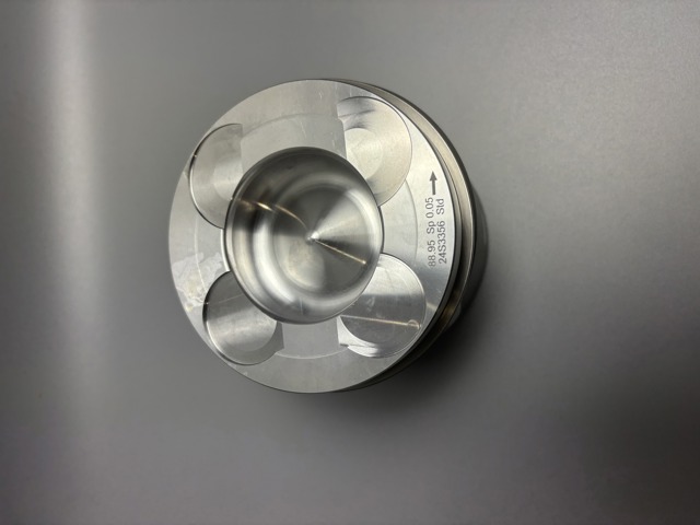 Поршень без колец Mahle Original 640PI00115002