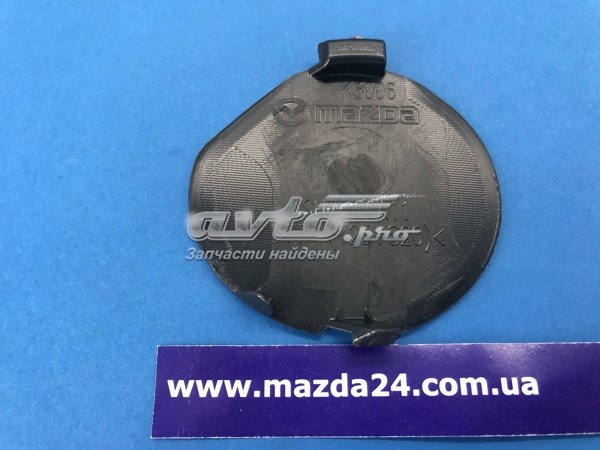 Заглушка бампера буксировочного крюка Mazda GSH750A11