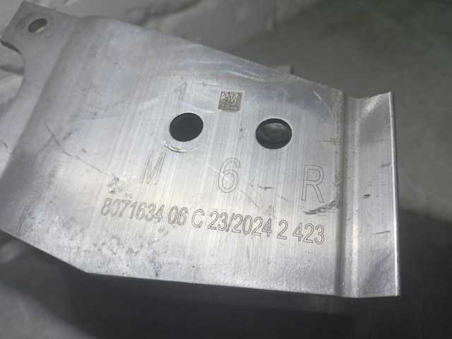 51118071634 BMW 