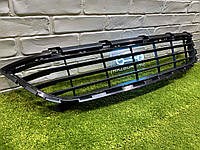 Решетка бампера переднего нижняя Renault (RVI) 622540275R цена, от 36.93 USD