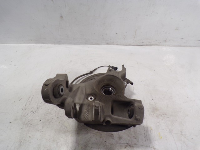 Цапфа поворотная правая Land Rover LR079583 цена, от 138.26 USD
